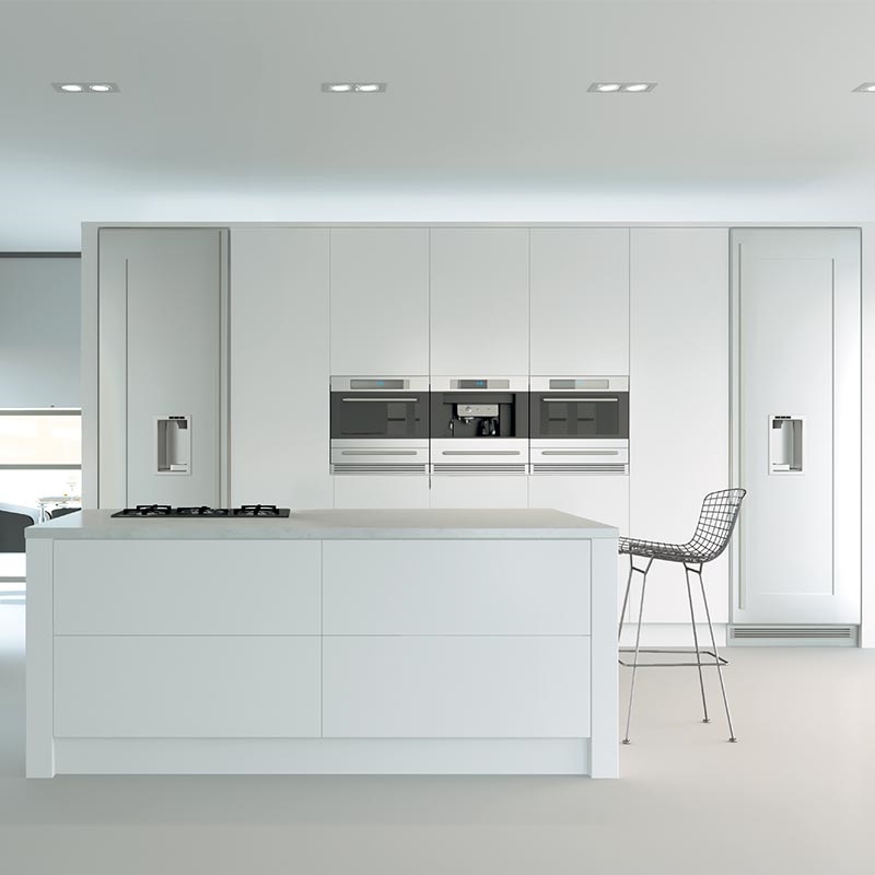 Fitted Kitchen with Venice Kitchen Doors